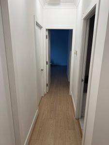 2 Bed Flat in Canary Wharf