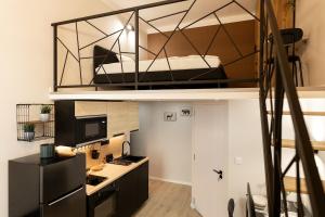 Downtown Studios 3 - Compact Comfort