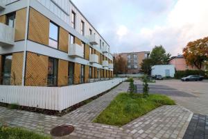 Stylish studio, private parking, washer & dryer