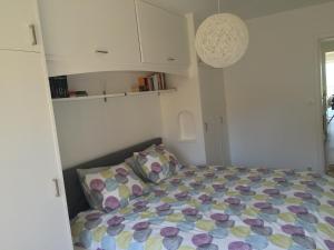 Modern Seaview Apartment at Koksijde Beach - 6 Guests