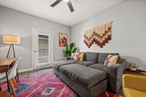 Prime Location-Mountains-University-Hospital