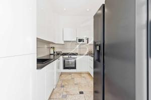 Villa Anna for 10 people with a pool and garden