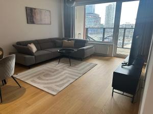 Luxury Free Parking stylish apartment