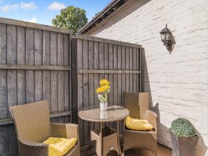 Coachmans Cottage - Uk50418