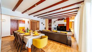 Villa Welcome by Villas Guide