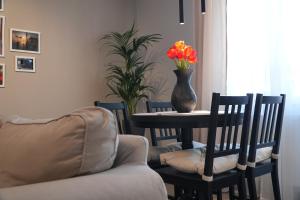 FLH - Sunny Nest Apartment w-AC