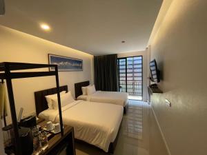 Red Door Samsen Hotel, Bangkok