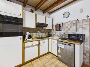 Villa confortable 3 pièces, 6 pers, terrasse et parking privé - FR-1-326-411
