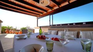 Casa Maravelle Faro Park Sea Views Heated Pool Playa Blanca