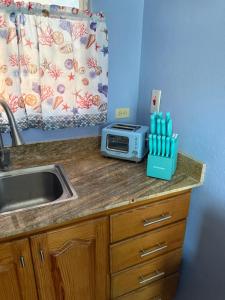 Montego Bay, Ironshore Luxury Studio BLUE ROOM