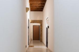 Monteleones Residence