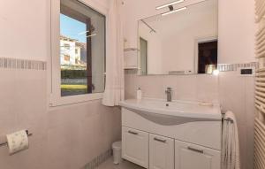 La Corte di Marga - Villa Marga con piscina condivisa e giardino privato nelle colline del Prosecco Patrimonio UNESCO