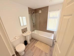 Two well presented En-Suite bedrooms for rent