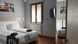Suites Asia