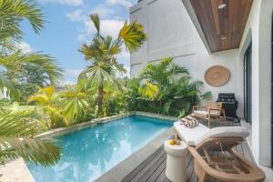1BR Private Pool Villa with Workspace in Berawa