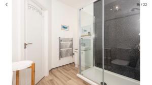 York City Apartment with gated parking included