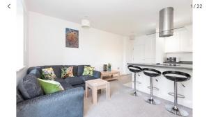 York City Apartment with gated parking included