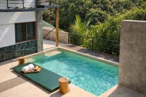 Casa Moorea - Steps to Beach