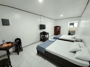 Tiza Manor Inn