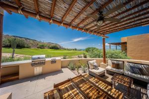 Stunning Golf Front Villa with Jacuzzi & Sunset Views in Puerta Cortés | 26C