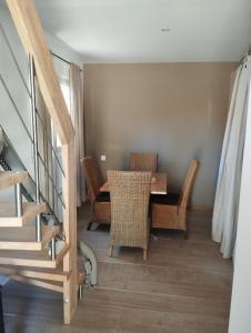 Les Palmiers, maison mitoyenne, quartier balnéaire, terrasses, clim