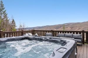Vail Valley Escape - Hot Tub Game Room Views