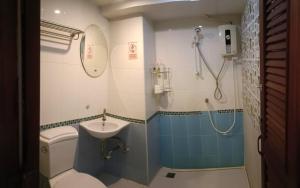 Tulip hotel - Chiang Mai Old City Stay & Thai Massage