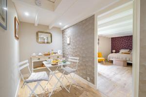 Chambres dHôtes de Caractère 1 à 4 pers Domaine