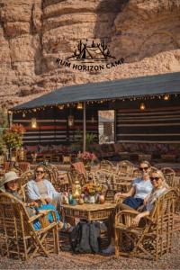 Rum Horizon Bubble luxury camp