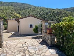 Trilocale in Villetta ai Peri