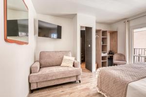 Anglade Hotel
