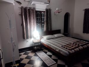 Calamara 3 rooms for Family and Friends upto 10