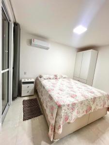 Apartamento Beira Mar com 3 quartos e ar condicionado na Praia do Morro