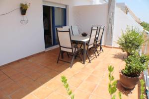 Alsol Apartments - Tres dormitorios, piscina y parking