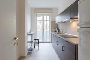 Capodichino home - free parking by Maison Charme