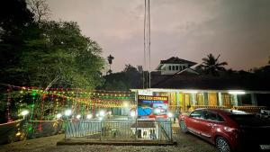 Golden Cypress Resort with Pool -Wayanad