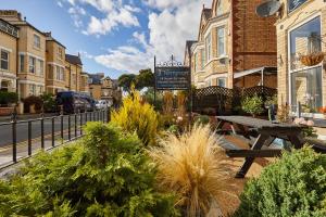 The Tennyson