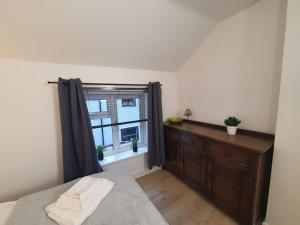 FLAT 2 Seven Cambrian Square First Floor Flat