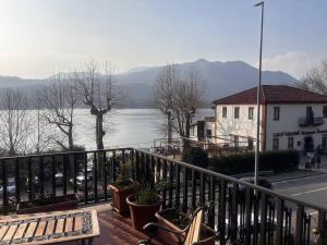LAKE HOUSE In the heart of the Avigliana Lakes