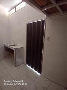 Burnt Toast Surf Camp Waikiki