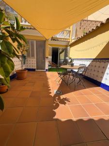 Casa tranquila con Patio en Sedaví al lado de Valencia - Ideal parejas y familias