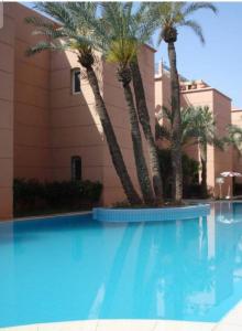 Qarya Siyahia Apartment with Pool & Security