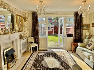 Themed Cosy Home by Cannock Chase Forest