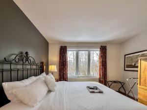 Fairway to Ski View Retreat