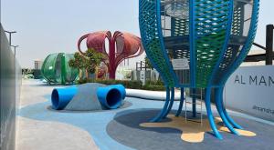 Cozy One-BR With Pool Near Zahia City Centre