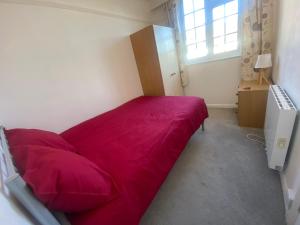 2 Bed City Center Apartment Near Station