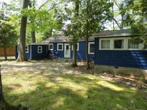 Cranberry Cottage on Torch Lake