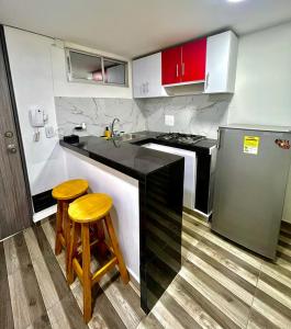 Apartamento completo cerca del aeropuerto y comercio