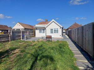 Bota Bungalow, Kidlington,Oxford O