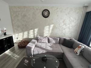 Sunny Apartment Maria near Sofia Airport, Druzhba District